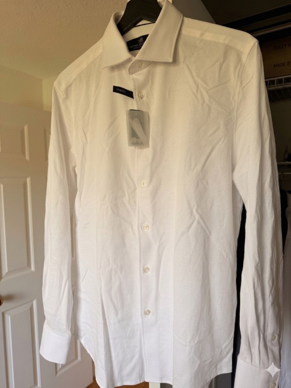 Victor Emmanuel Men's White Dress Shirt